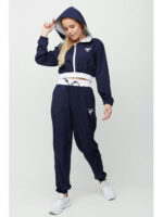 Женский спортивный костюм