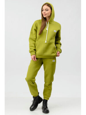 Женский спортивный костюм