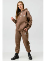 Женский спортивный костюм