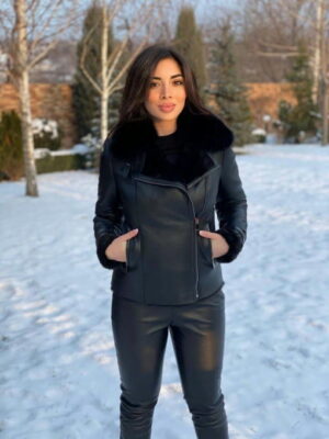 Дубленка женская с песцом