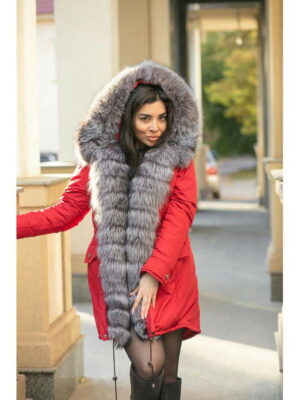 Парка женская с мехом чернобурки