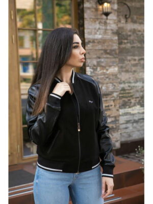Куртка кожаная женская