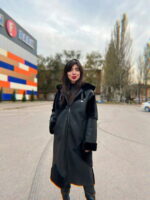 Дубленка женская с капюшоном