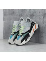 Кроссовки Adidas Yeezy Boost 700