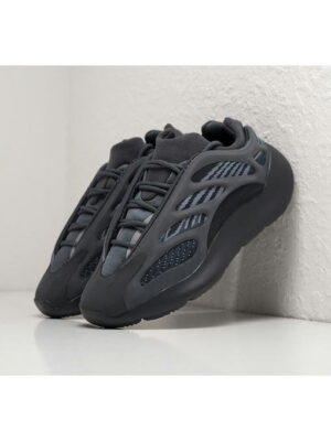 Кроссовки Adidas Yeezy Boost 700 v3