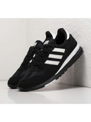 Кроссовки Adidas Lowertree