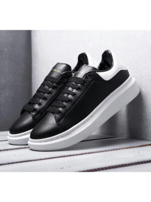 Кроссовки Alexander McQueen Lace-Up Sneaker