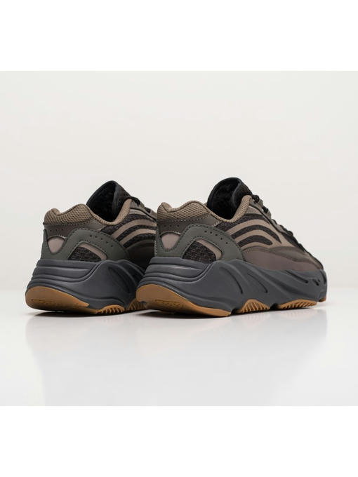 Зимние Кроссовки Adidas Yeezy Boost 700 v2 — изображение 3