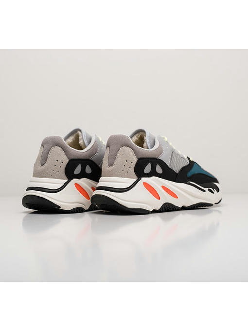 Зимние Кроссовки Adidas Yeezy Boost 700 — изображение 3