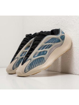 Кроссовки Adidas Yeezy Boost 700 v3