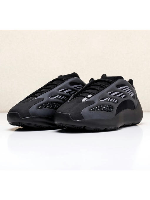 Кроссовки Adidas Yeezy Boost 700 v3 — изображение 2