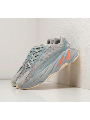 Кроссовки Adidas Yeezy Boost 700 v2