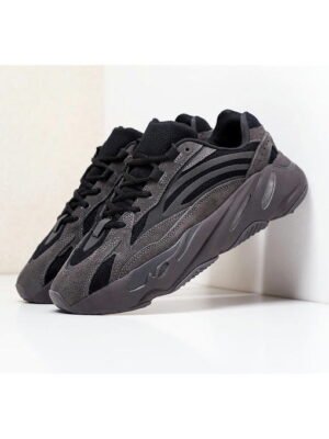 Кроссовки Adidas Yeezy Boost 700 v2