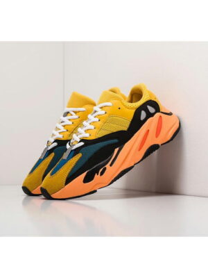Кроссовки Adidas Yeezy Boost 700