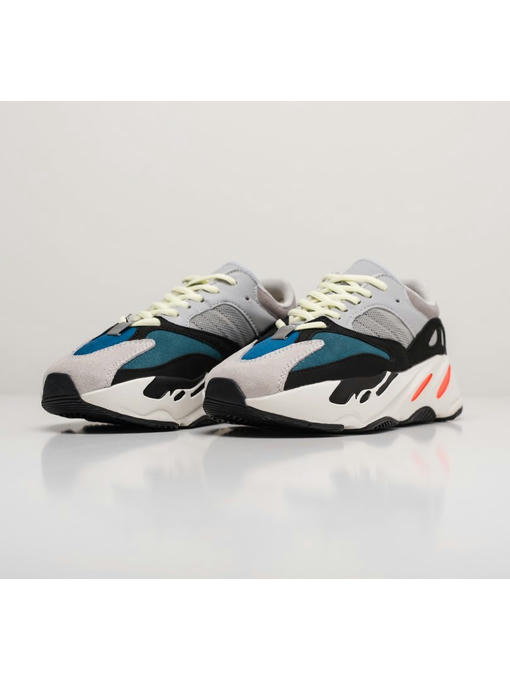 Зимние Кроссовки Adidas Yeezy Boost 700 — изображение 2