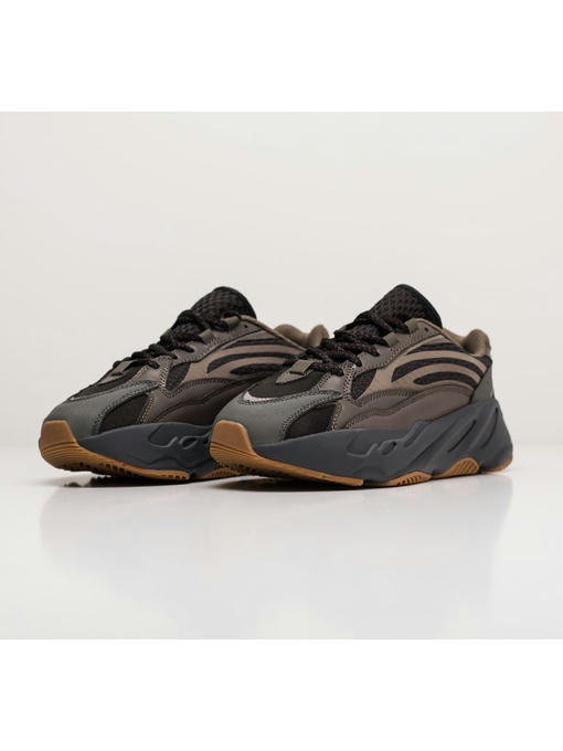 Зимние Кроссовки Adidas Yeezy Boost 700 v2 — изображение 2