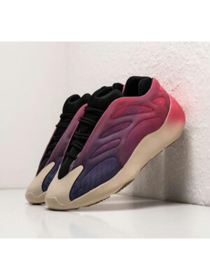 Кроссовки Adidas Yeezy Boost 700 v3
