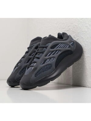 Кроссовки Adidas Yeezy Boost 700 v3
