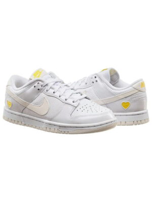 Кроссовки женские Nike Dunk Low (FD0803-100)