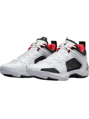 Кроссовки мужские Nike Air Jordan 37 Low Sneakers (DQ4122-100)