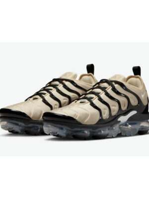 Кроссовки мужские Nike Air Vapormax Plus (DX3720-200)