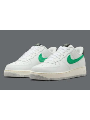 Кроссовки мужские Nike Air Force 1 07 (DR8593-100)