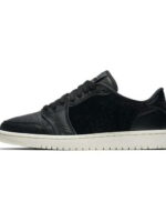 Кроссовки женские Jordan 1 Low No Swoosh Black White . (AO1935-001)