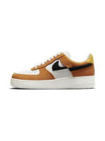 Кроссовки женские Nike Air Force 1 Lxx (DQ0858-100)