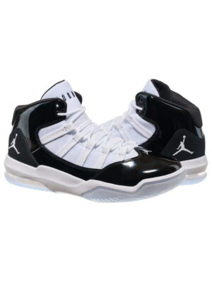 Кроссовки мужские Jordan Max Aura (AQ9084-011)