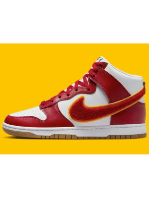 Кроссовки мужские Nike Chenille Swooshes Animate This Dunk High (DR8805-101)