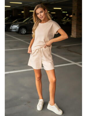 Кроп топ бежеый