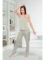 Пижама женская с брюками.