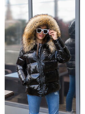 Зимняя куртка черная