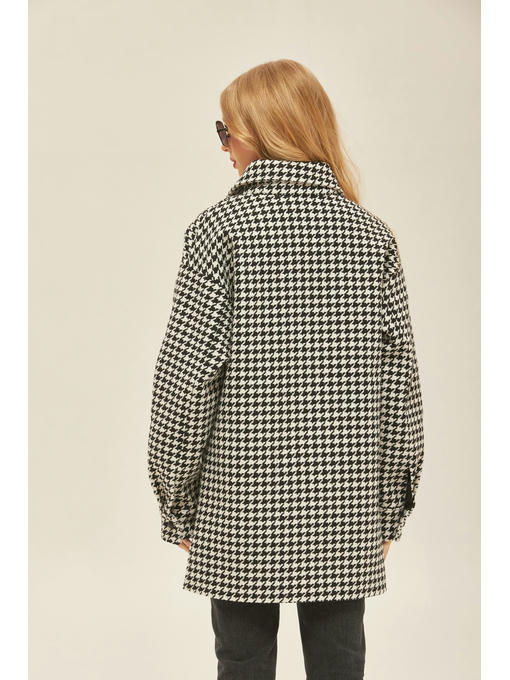 Демисезонное пальто черно-белое — изображение 2