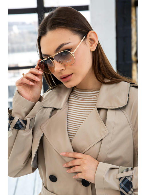 Демисезонный тренч бежевый + черный — изображение 4