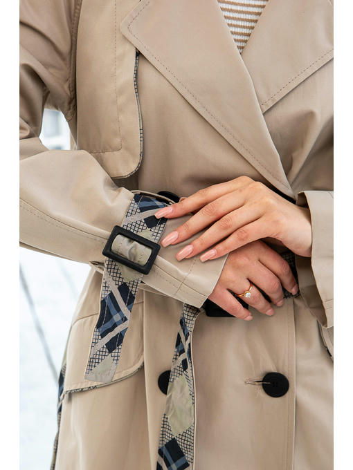 Демисезонный тренч бежевый + черный — изображение 5