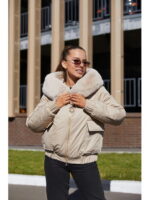 Куртка бежевая