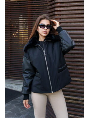 Зимняя куртка черная