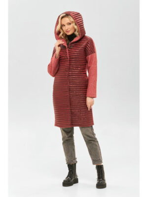 Демисезонное пальто красное