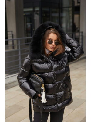 Куртка лак черная