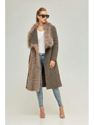 Зимнее пальто капучино