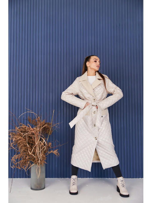 Плащ молоко