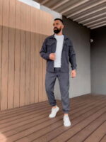 Мужской костюм