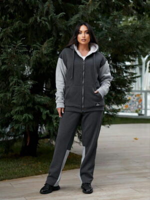 Теплый спортивный  костюм на меху XL+