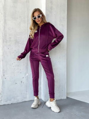 Костюм тройка