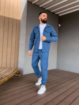 Мужской костюм