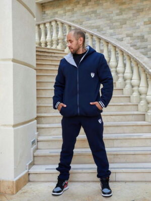 Теплый мужской костюм