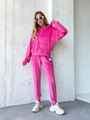 Костюм тройка